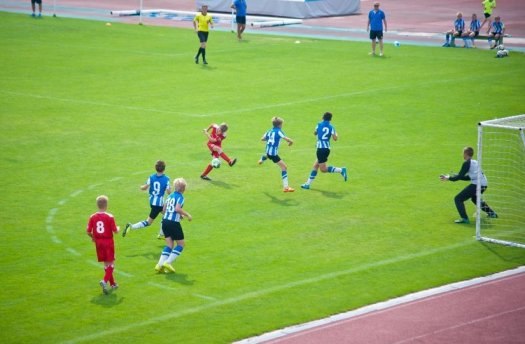 В Волгограде вручили «Кожаный мяч» и наметили пути развития детского спорта 