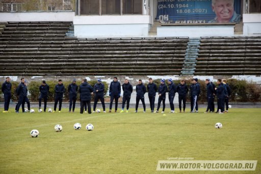 Сегодня на стадионе "Трактор" прошла тренировка перед домашним матчем с ФК "Спартак"(Владикавказ) 