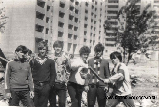 Исторические фото фанатов #Ротор. Двойник: #Минск-#Харьков 1990 год. Исторические фото фанатов #Ротор. Двойник: #Минск-#Харьков 1990 год.