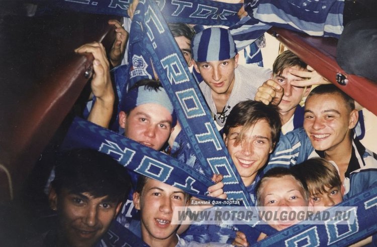 http://rotor-volgograd.ru/zp/cache/90-e-gody/1997-avg-21-v-rostov_w750_wm_White1.jpg