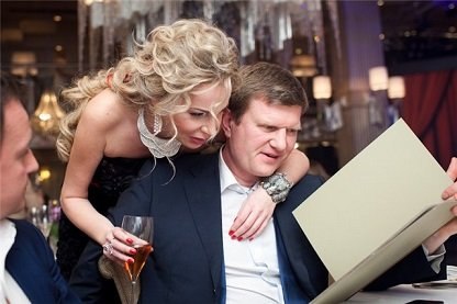 Депутат Олег Савченко перечислил деньги в поддержку «Ротора»